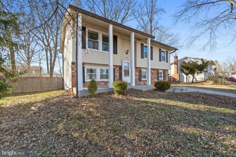 409 UNIVERSITY DR, WALDORF, MD 20602 Single Family Residence For Sale  MLS# MDCH2029382