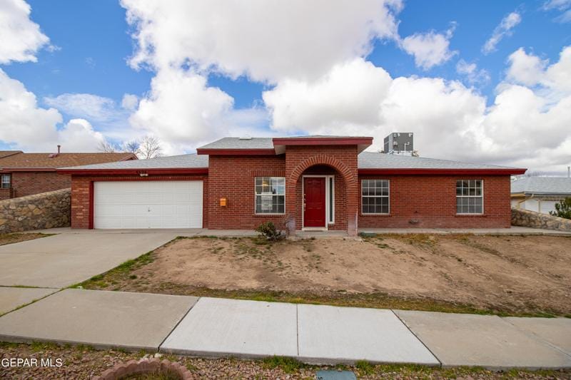 4624 King Arthur Court, El Paso, TX 79903 for Rent
