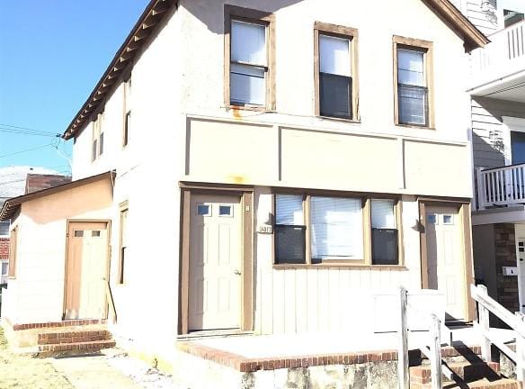 9317 Monmouth Ave - Margate City, NJ 08402 - Home For Rent