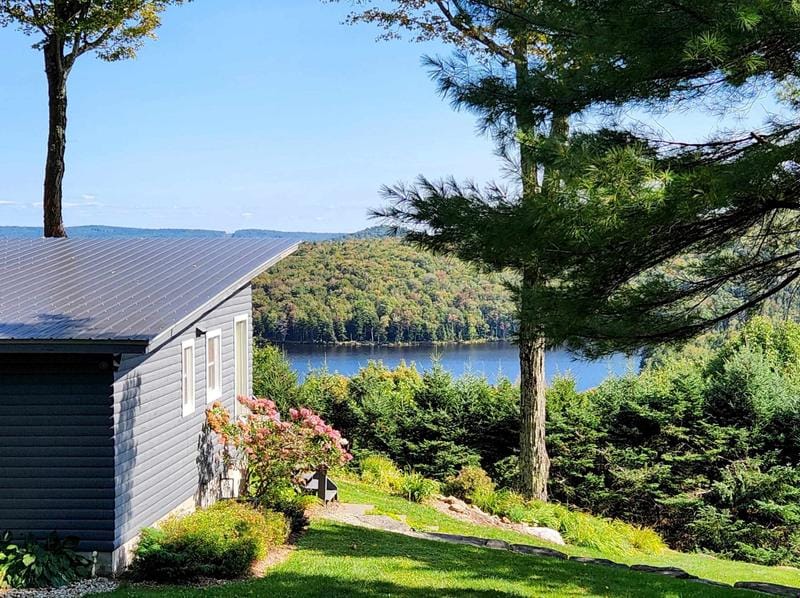 504 Case Ln, Readsboro, VT 05350 - MLS 4970416 for Sale