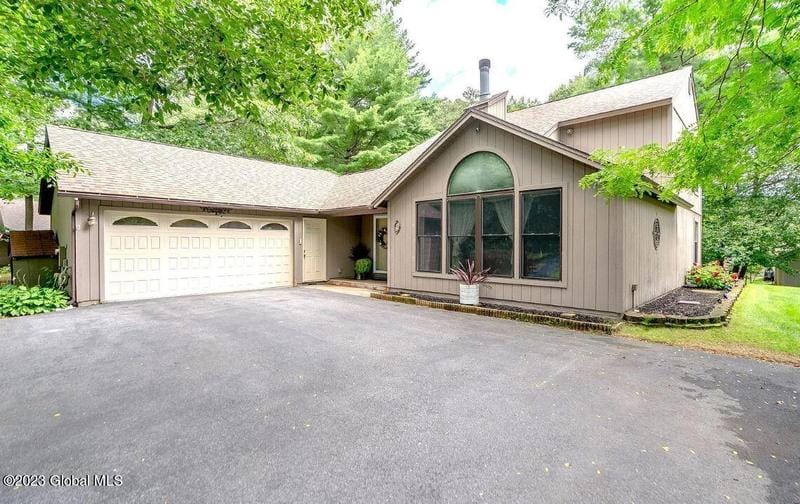 2 Glade Mallow Road, Ballston Spa, NY 12020 for Rent