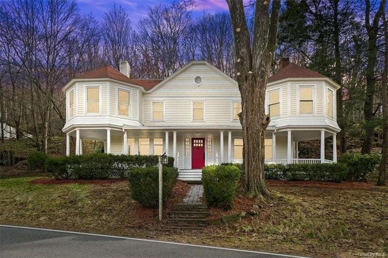 30 Old Post Road N, Red Hook, NY 12571  614560373 for Sale