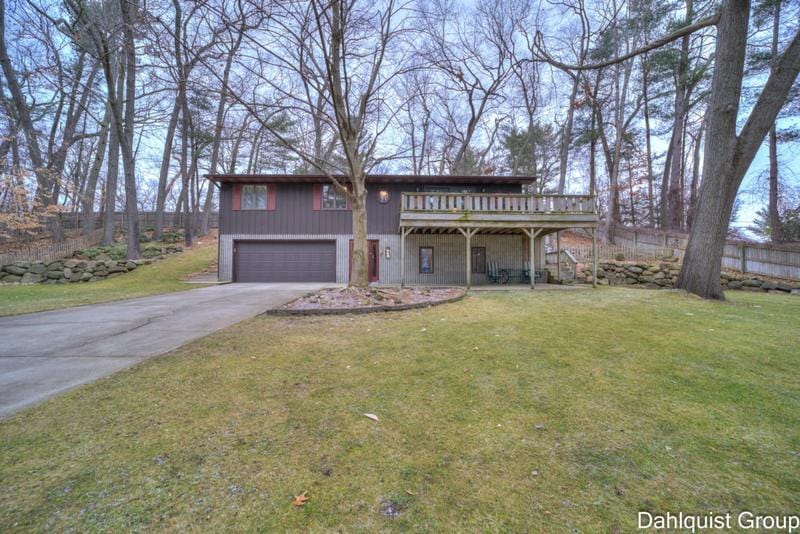 2810 MEMORIAL DR, Muskegon, MI 49445 Single Family Residence For Sale  MLS# 24007741