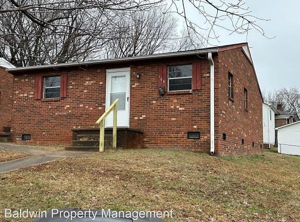 105 N Cleveland Ave - Winston Salem, NC 27101 - Home For Rent