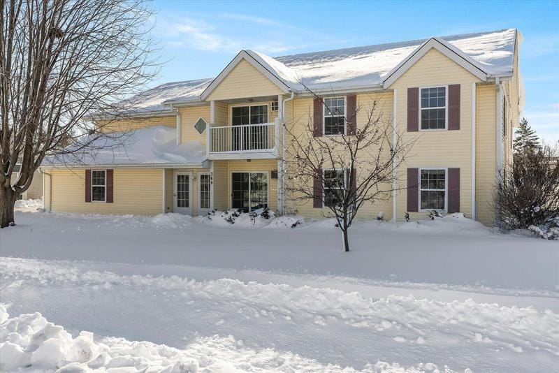 364 Minz Park Circle, Unit 3, West Bend, WI 53095 for Sale