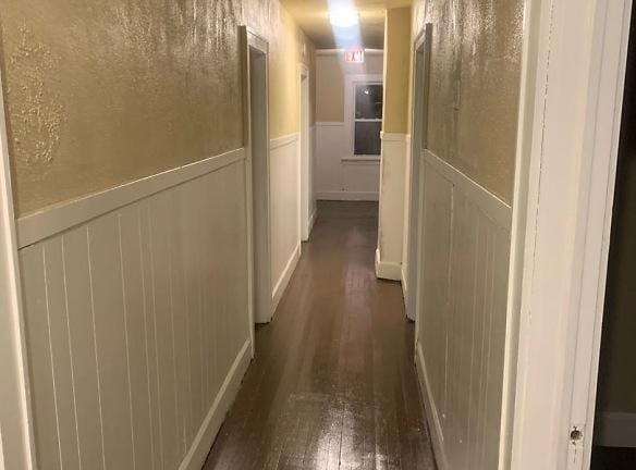 932 Center St - Racine, WI 53403 - Home For Rent