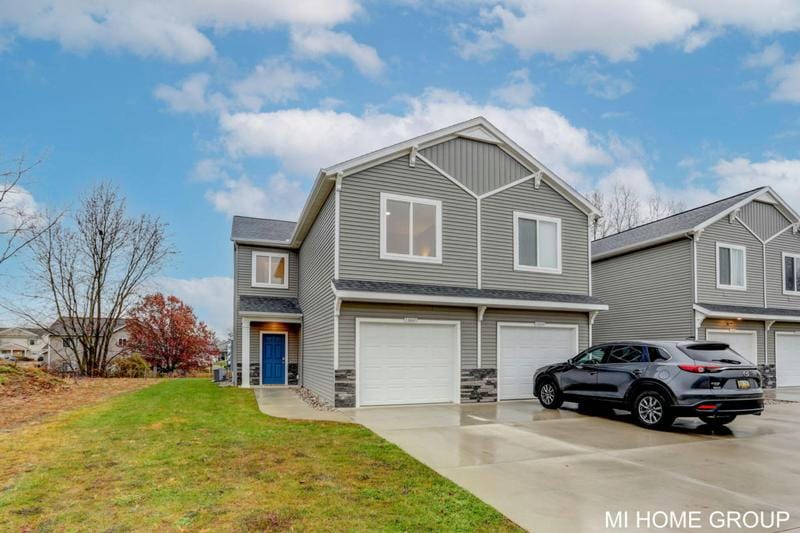 13641 SIGNATURE DR, Holland, MI 49424 Condominium For Sale  MLS# 23143823