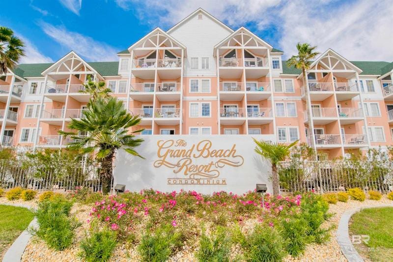 572 E Beach Blvd, Gulf Shores, AL 36561  MLS# 354286 for Sale