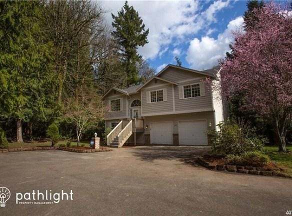 245 Tremont Pl - Port Orchard, WA 98366 - Home For Rent