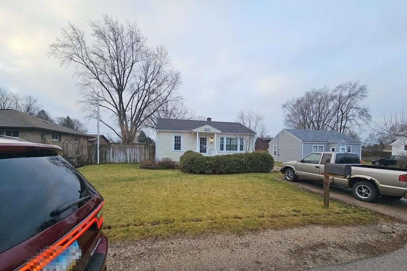 Crystal, SOUTH ELGIN, IL 60177  613038454 for Sale