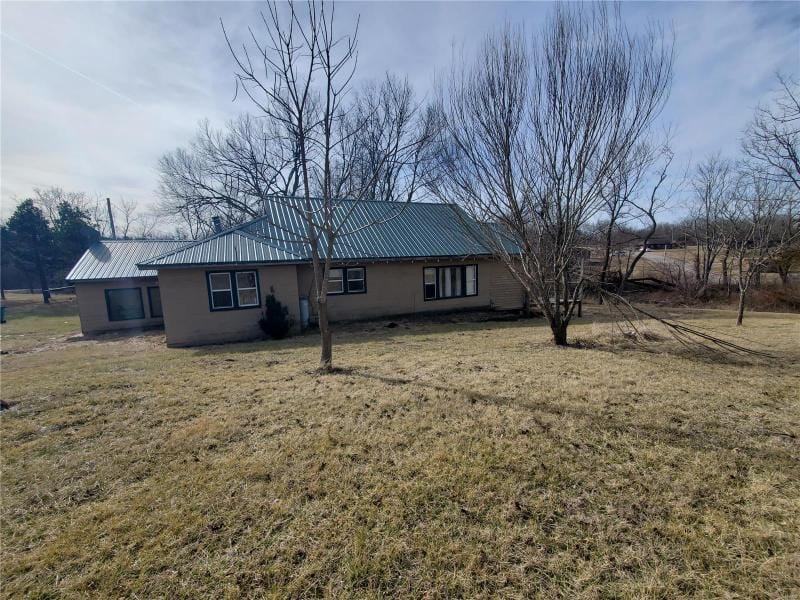 105 Cedar Bluff Avenue, Cabool, MO 65689 for Sale