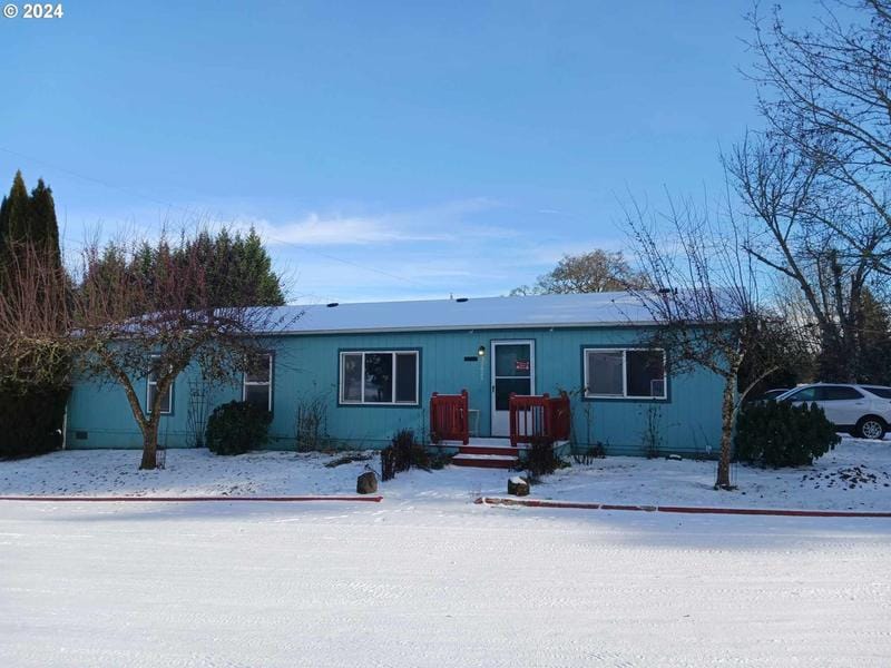 32025 NW Meadow Dr, North Plains, OR 97133  MLS# 24402391 for Sale