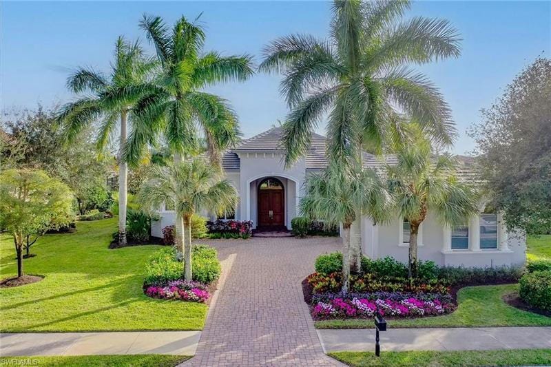 3756 MAHOGANY BEND DR, NAPLES, FL 34114 Single Family Residence For Sale  MLS# 224007850