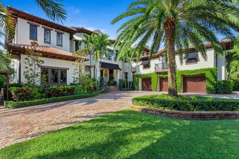 518 HARBOR CT, Delray Beach, FL 33483 Single Family Residence For Sale  MLS# RX-10922549