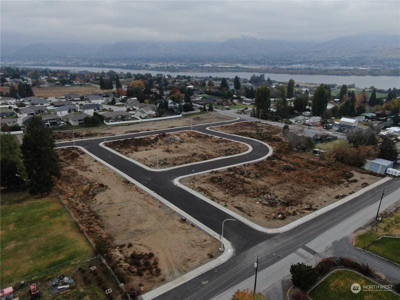 3255 Northwest Brianna Avenue, East Wenatchee, WA 98802 for Sale