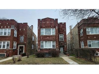 S Oglesby Ave for Sale