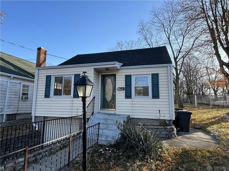 3220 CAVANAUGH AVE, Cincinnati, OH 45211 Single Family Residence For Sale  MLS# 902029 for Rent