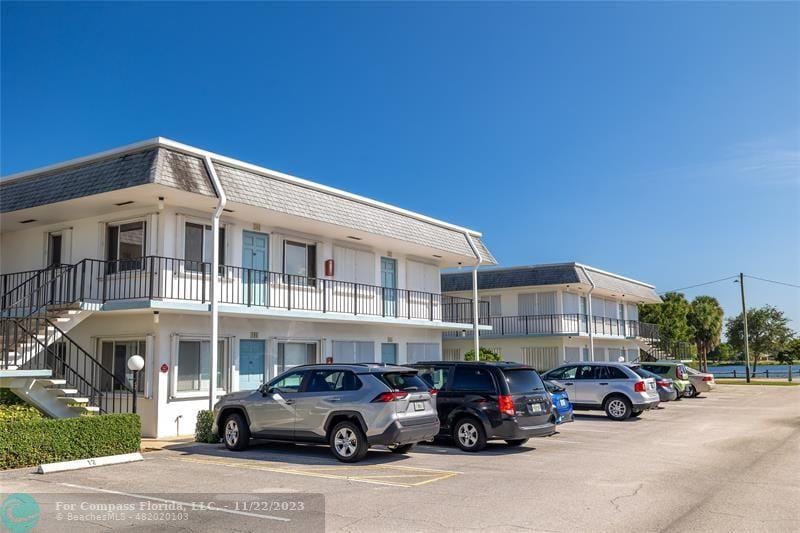 3280 Lake Osborne Drive, Unit 206, Lake Worth Beach, FL 33461 for Sale