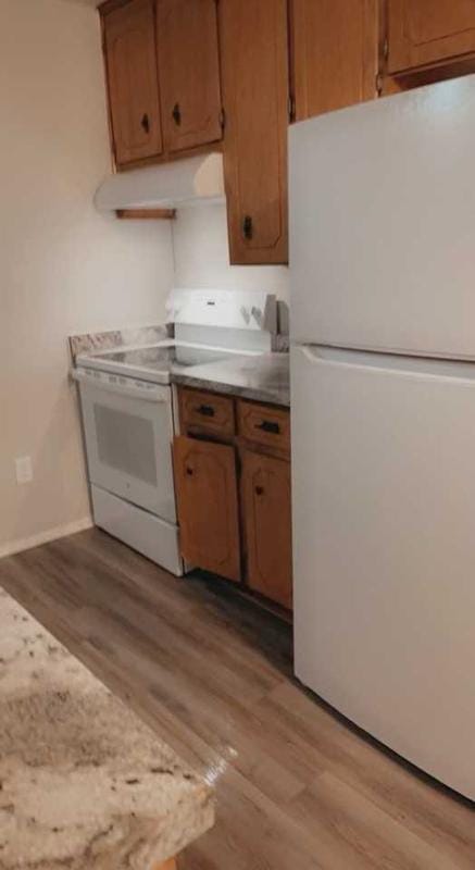 Hewitt, TX - Duplex - $995.00  129-131 E. Wall for Sale