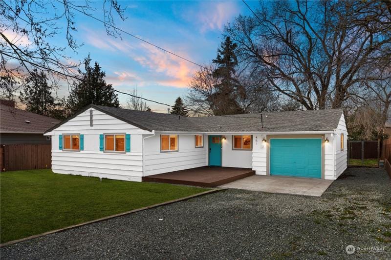 451 Southeast Quaker Street, Oak Harbor, WA 98277 for Sale