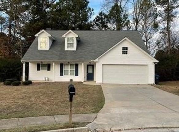 1072 Shelby Lynn Ct - Sugar Hill, GA 30518 - Home For Rent