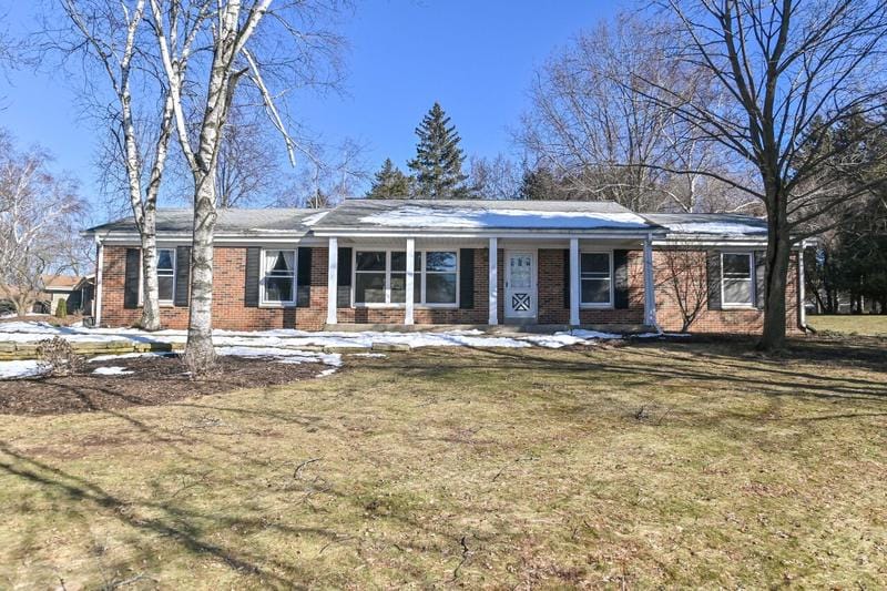734 Cambridge Court, Grafton, WI 53024 for Sale
