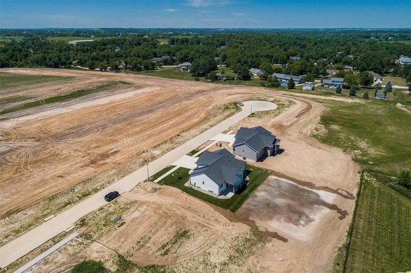 3003 PRAIRIELIGHT CT, Hiawatha, IA 52233 Farm For Sale  MLS# 2400081