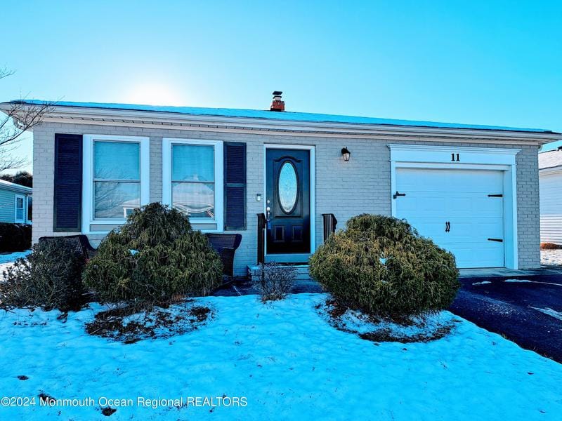11 Capri Court, Toms River, NJ 08757 for Sale