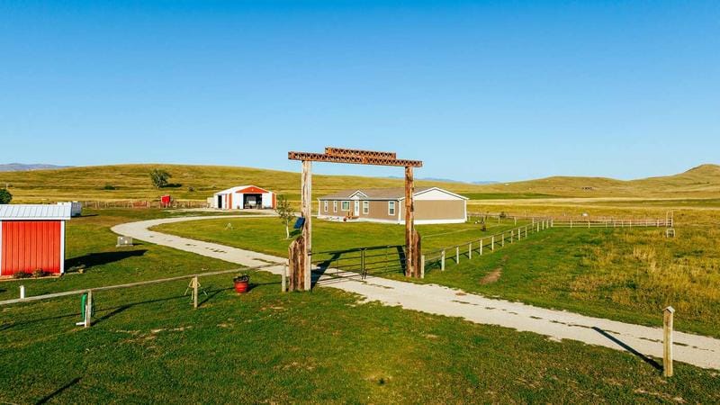 29 Meade Creek Road, Sheridan, WY 82801  624692538 for Sale