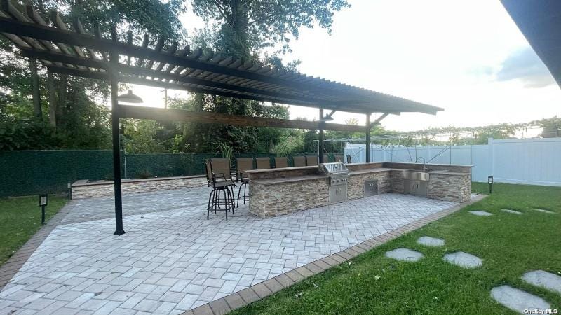 st Avenue for Sale