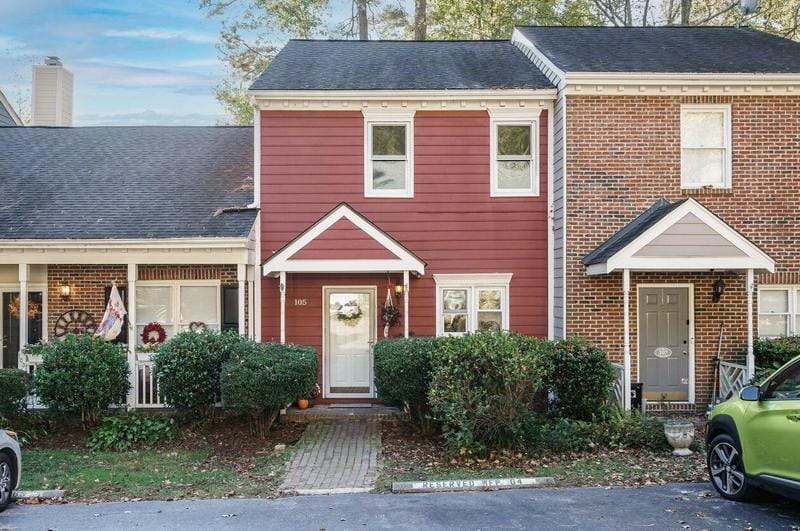 105 Strass Ct, Cary, NC 27511 - MLS 2540292 for Sale