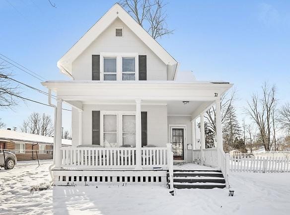 71 Grand Ave - Mount Clemens, MI 48043 - Home For Rent