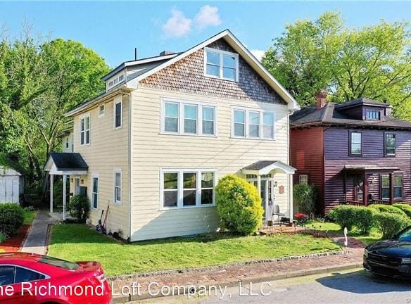 1016 Pecan Ave - Hopewell, VA 23860 - Home For Rent