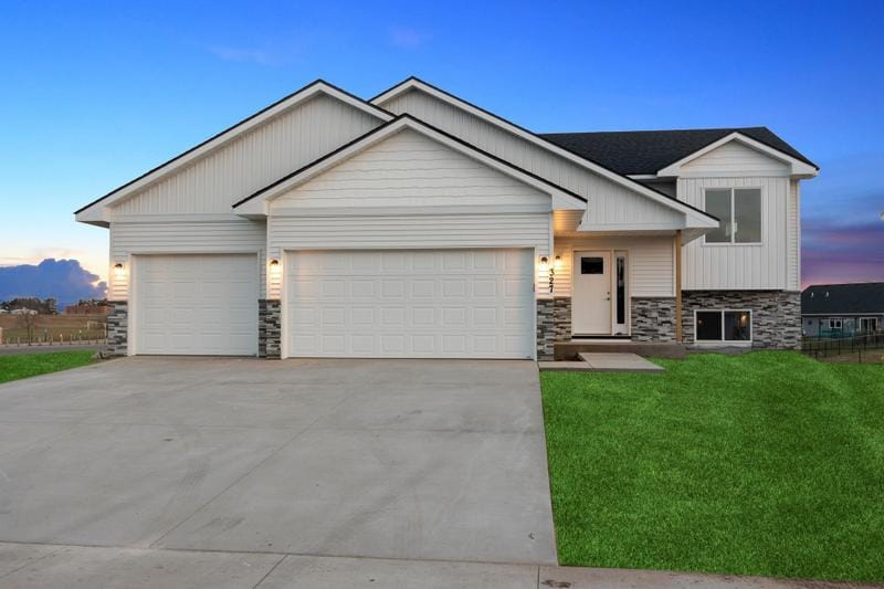 37531 Greenwich Court, North Branch, MN 55056 for Sale