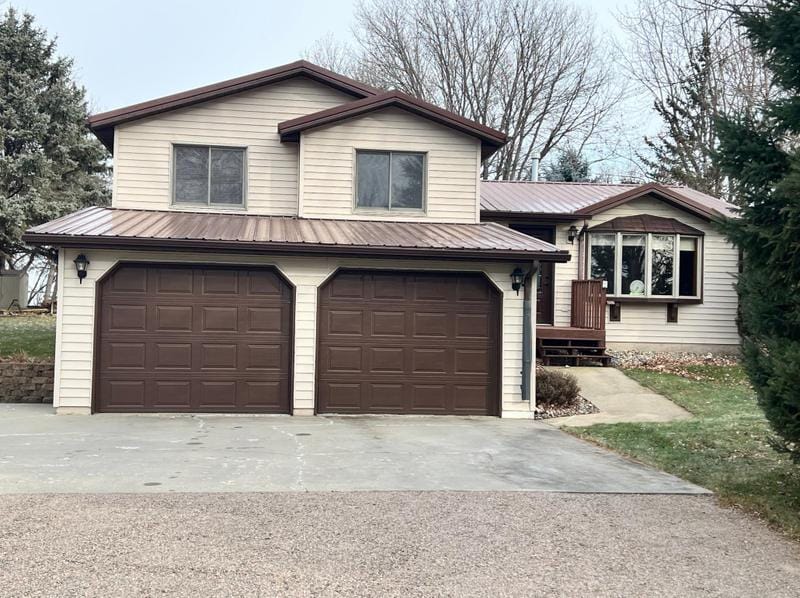 258 Shoreview Dr, Cottonwood, MN 56229 - MLS 6451477 for Sale