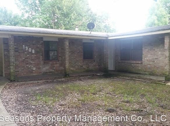 1908 43rd Ave - Gulfport, MS 39501 - Home For Rent