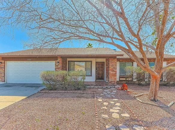 1307 W Palo Verde Dr - Chandler, AZ 85224 - Home For Rent