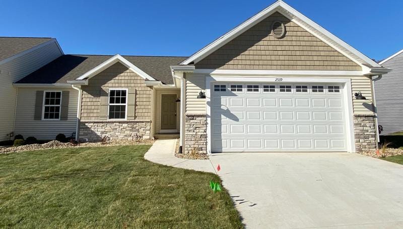 2539 Hunters Run #102, Kalamazoo, MI 49048 - MLS 24001098 for Sale