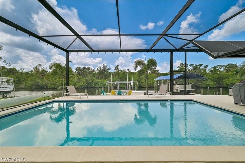 Cape Coral, Lee County, FL Lakefront Property, Waterfront Property, House for sale Property ID: 416755809