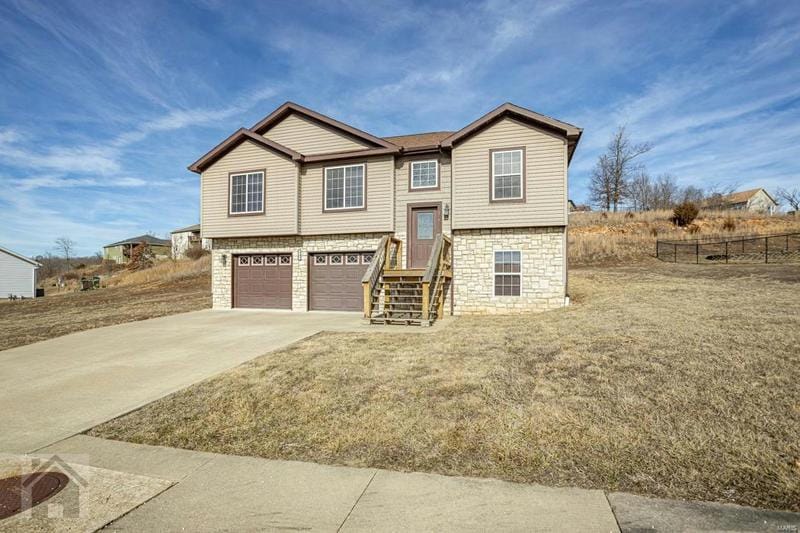 107 SYCAMORE DR, St Robert, MO 65584 Single Family Residence For Sale  MLS# 23063742