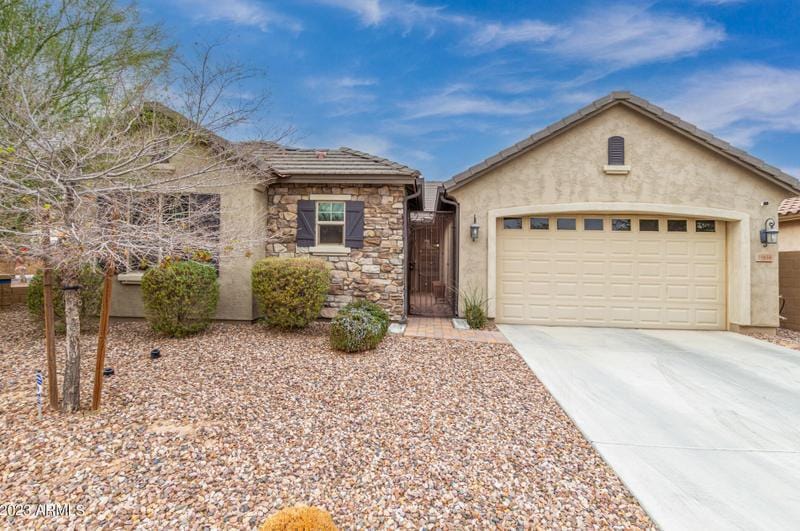 19834 W Lincoln St, Buckeye, AZ 85326 - MLS 6642824 for Sale