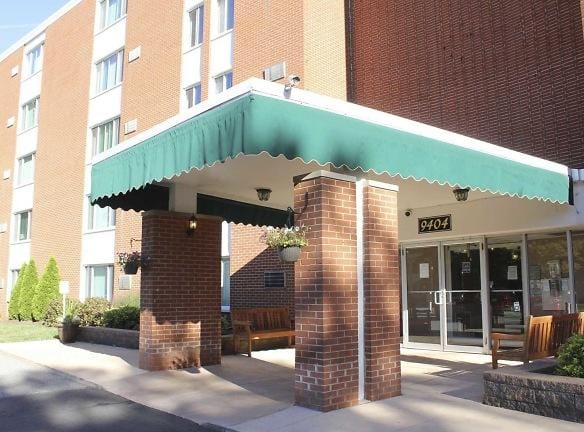 Executive Towers And Gardens Apartments - 9404 N Church Dr - Cleveland, OH Apartments for Rent