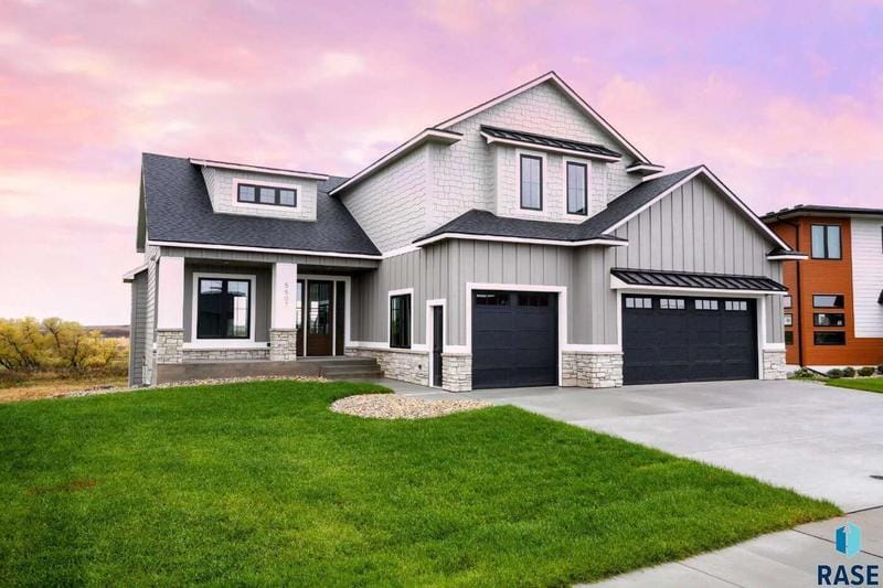 5507 W Colonial Ct, Sioux Falls, SD 57107  624535321 for Sale