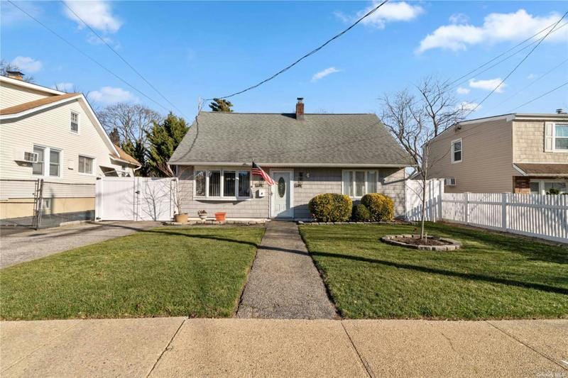 9 OCEAN AVE, Bellmore, NY 11710 Single Family Residence For Sale  MLS# 3524422