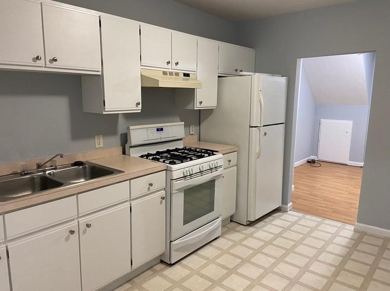 155 E Central St #R, Franklin, MA 02038 - MLS 73193583 for Rent