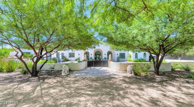 5330 N Palo Cristi Rd, Paradise Valley, AZ 85253 - MLS 6653467 for Sale