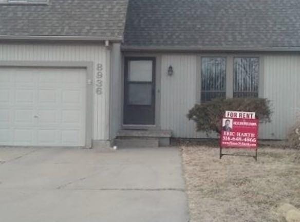 8934 E Funston Ct - Wichita, KS 67207 - Home For Rent