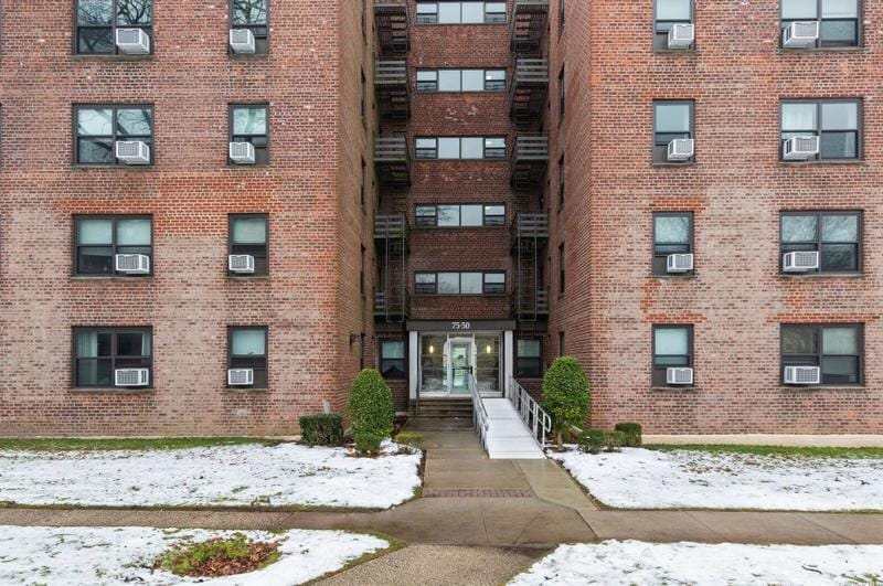 7550 Bell Blvd #6F, Oakland Gardens, NY 11364 - MLS 3530527 for Sale