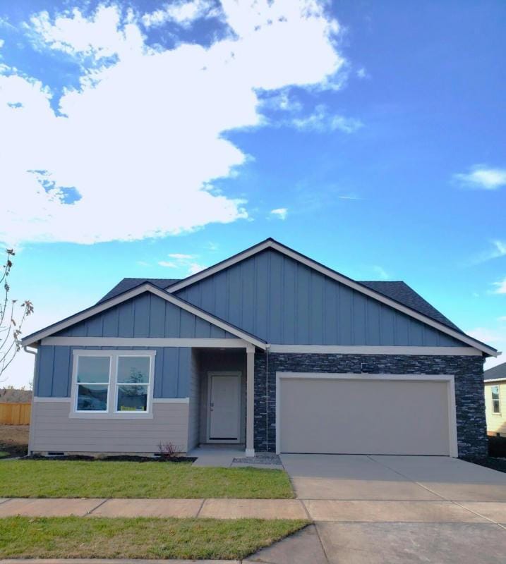 569 NE UNION LOOP, Prineville, OR 97754 Single Family Residence For Sale  MLS# 220171476