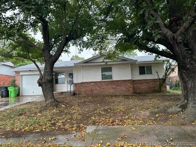 1219 S POPLAR PL, Bristow, OK 74010 Single Family Residence For Sale  MLS# 2332010